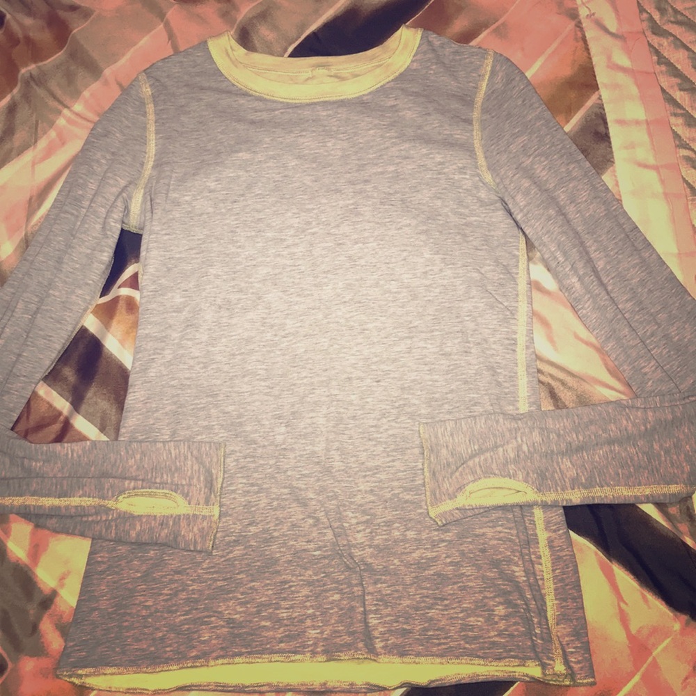 Reversible long sleeve tee